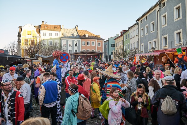 fasching-laufen-23-02-21-16-51-37