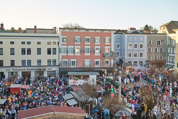 fasching-laufen-23-02-21-16-45-08