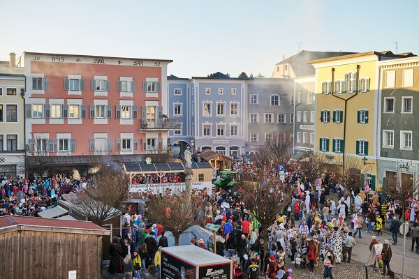 fasching-laufen-23-02-21-16-43-08