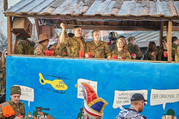 fasching-laufen-23-02-21-16-37-52