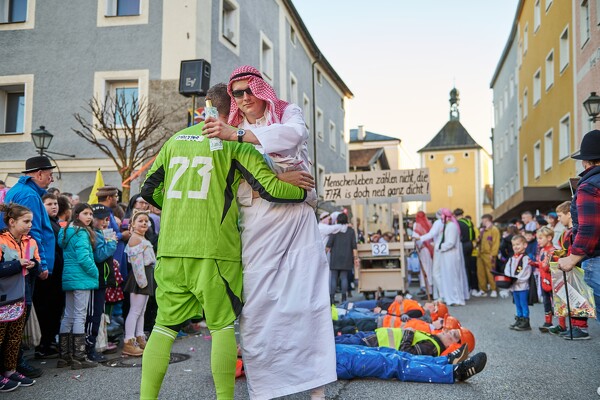 fasching-laufen-23-02-21-16-24-30