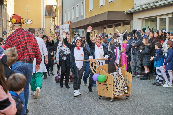 fasching-laufen-23-02-21-16-22-24