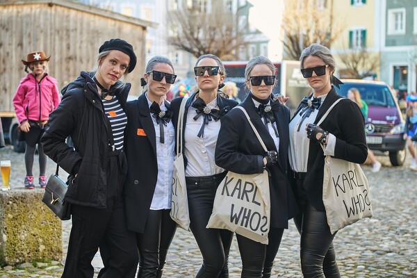 fasching-laufen-23-02-21-16-07-42