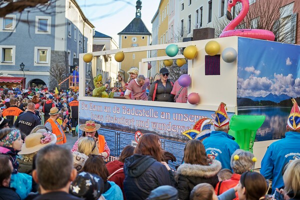 fasching-laufen-23-02-21-15-39-31