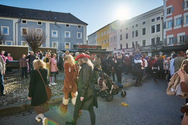 fasching-laufen-23-02-21-15-23-18