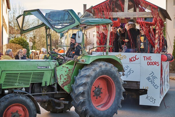 fasching-laufen-23-02-21-15-11-24