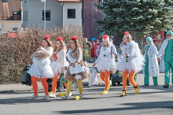 fasching-laufen-23-02-21-12-40-26