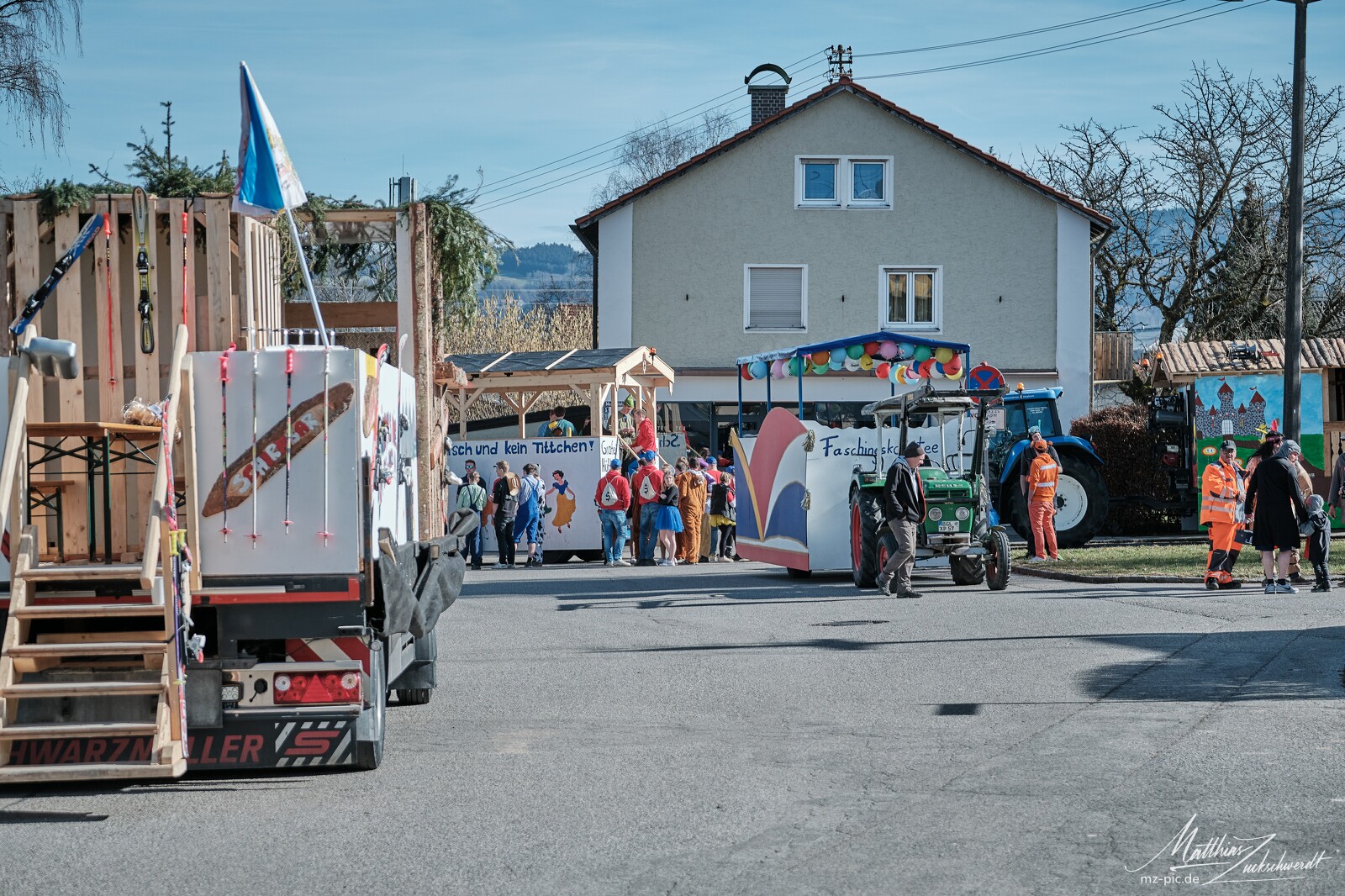 fasching-laufen-23-02-21-12-38-12.jpg