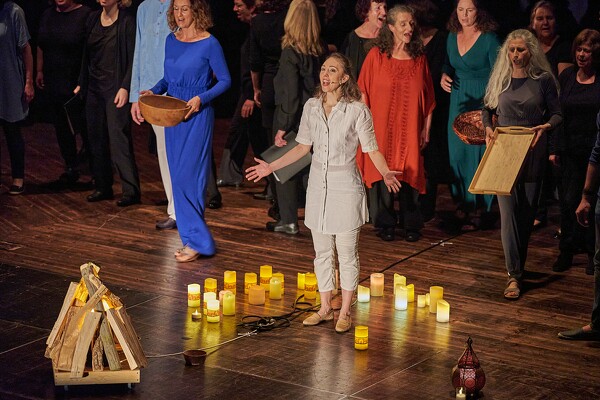 maria-23-05-06-20-00-00