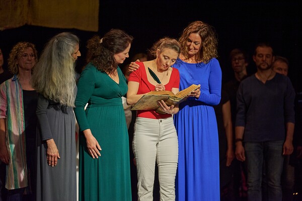 maria-23-05-06-20-31-20