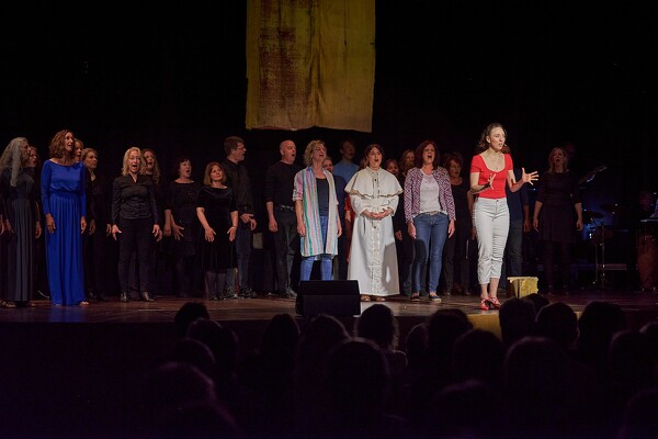 maria-23-05-06-20-33-03