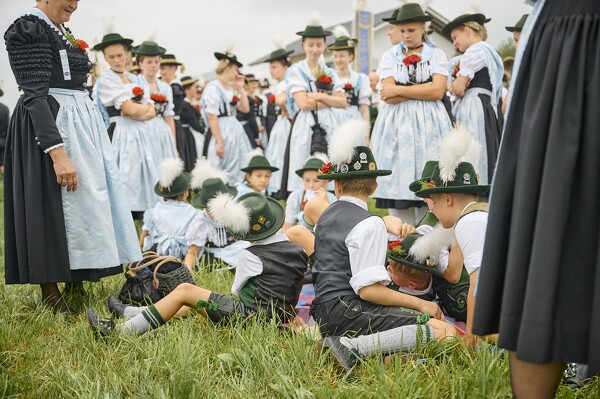 gau-23-07-16-09-27-27