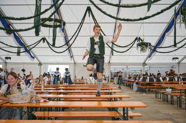 gau-23-07-16-15-57-04