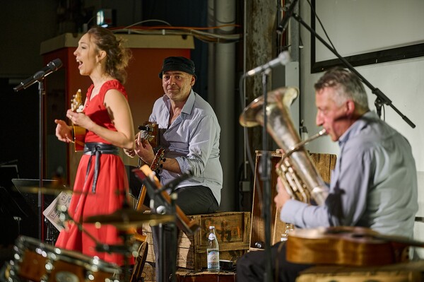 ak-23-09-29-20-13-35