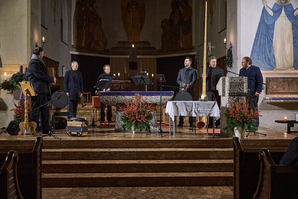 hn-23-12-08-17-20-32