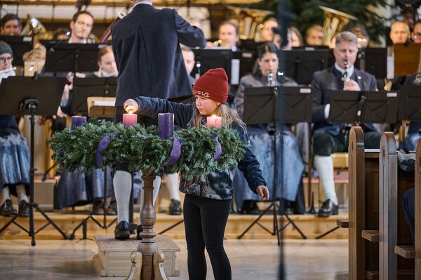 ak-23-12-17-16-03-33