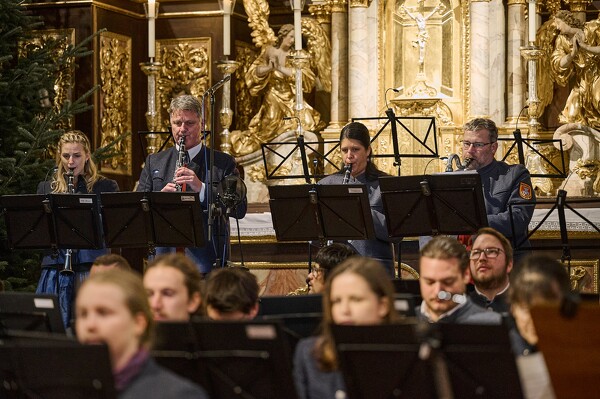 ak-23-12-17-16-35-24