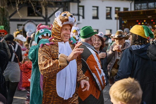 fa-24-02-13-15-51-03