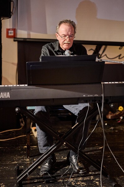 zf-24-03-27-20-29-45