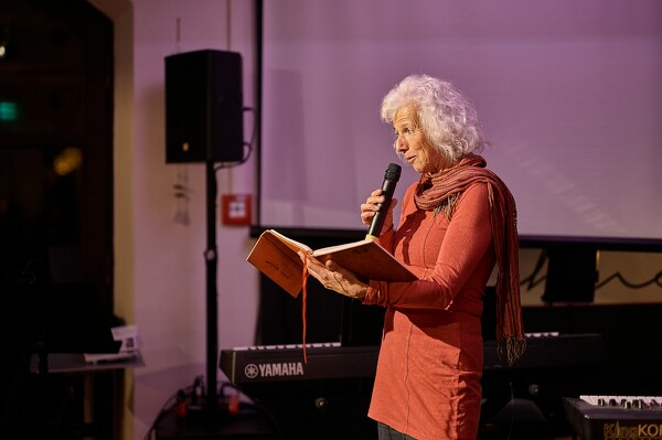 zf-24-03-27-21-56-26