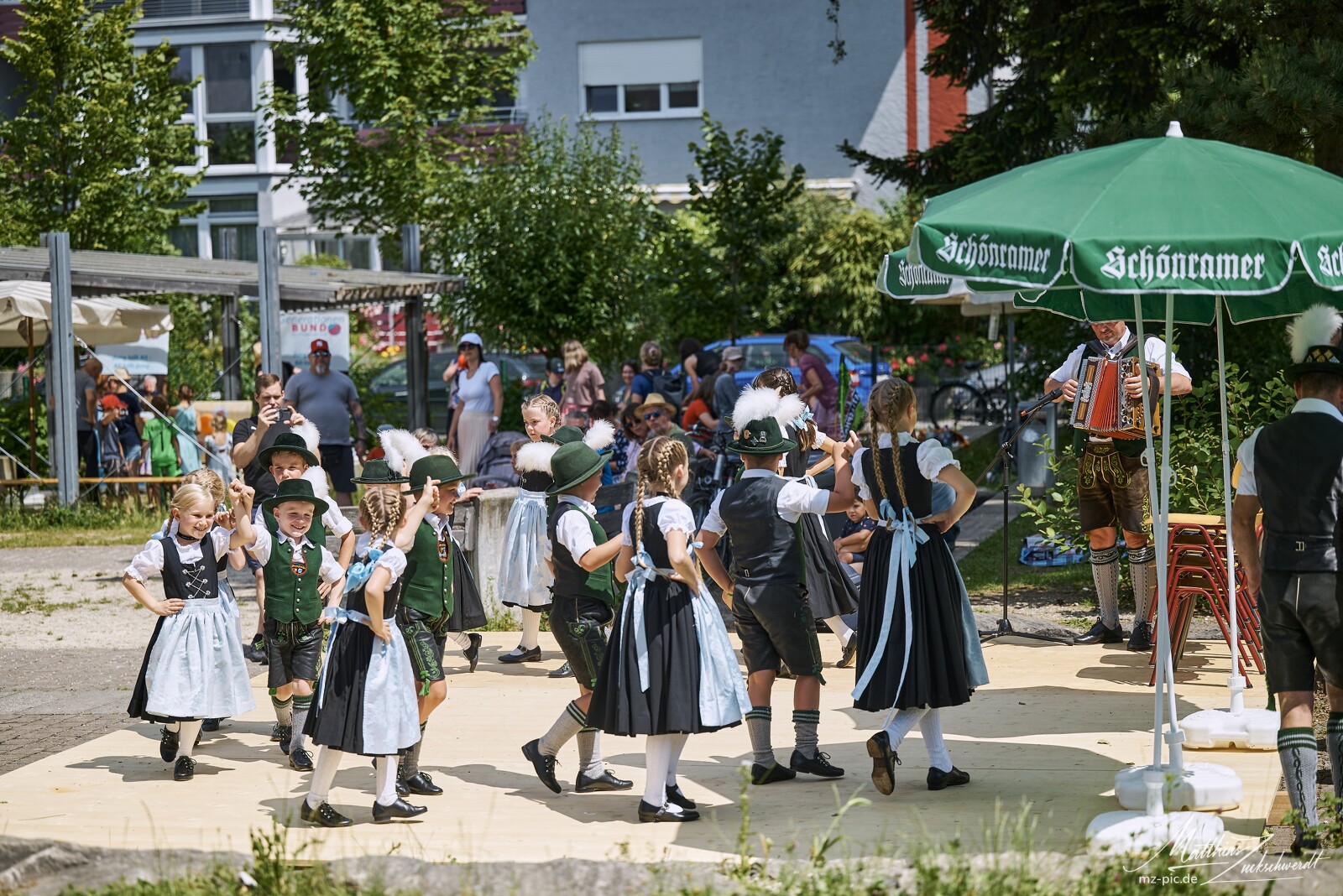 familienfest-24-06-08-14-19-54.jpg