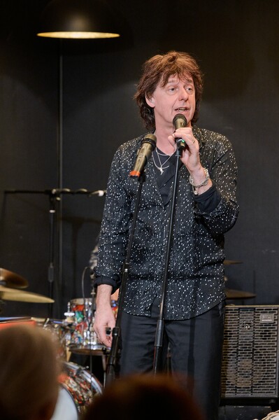 za-24-12-19-20-44-16