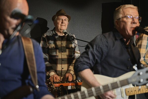 ed-25-02-06-21-38-38