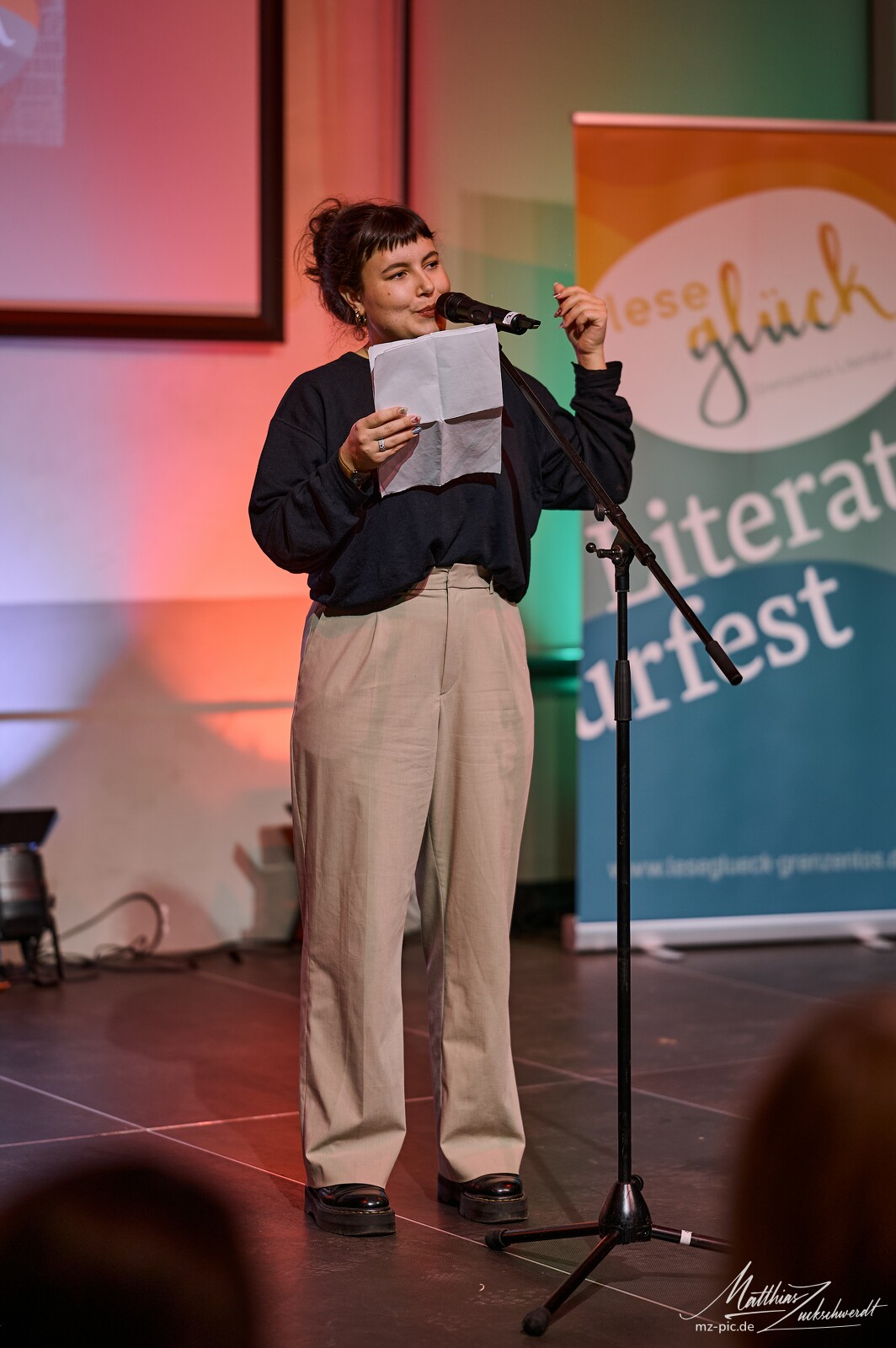 ps-25-02-15-19-52-22.jpg