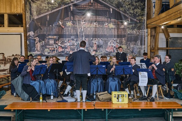 schnalzen-25-02-16-12-03-30