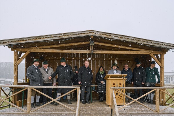 schnalzen-25-02-16-13-04-30