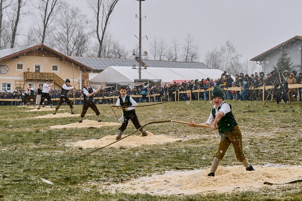 schnalzen-25-02-16-13-21-04