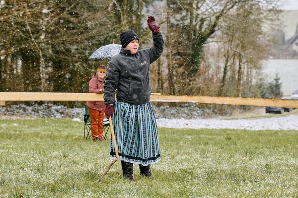 schnalzen-25-02-16-13-40-54