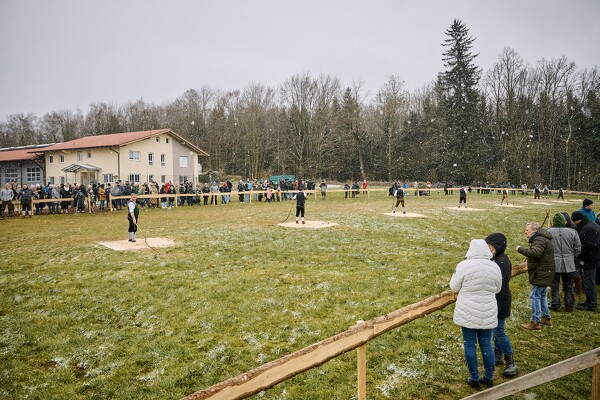 schnalzen-25-02-16-13-56-52