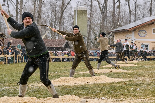 schnalzen-25-02-16-14-01-50