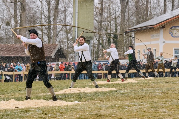 schnalzen-25-02-16-14-11-32