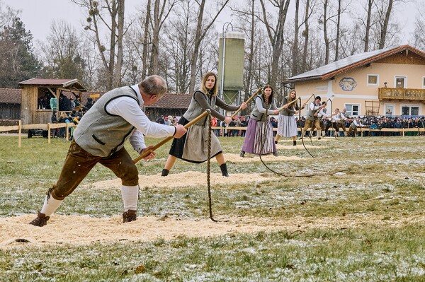 schnalzen-25-02-16-15-10-50