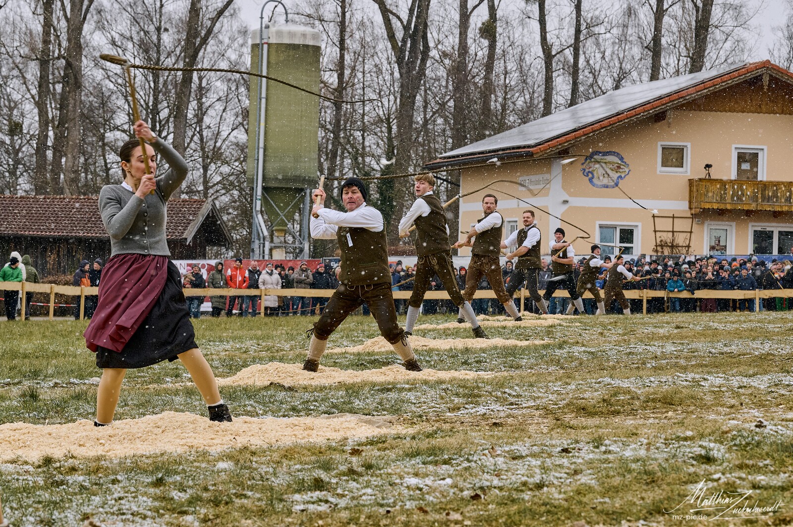 schnalzen-25-02-16-15-12-59.jpg
