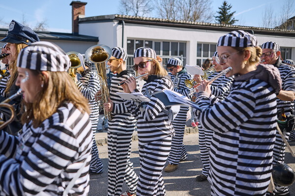 falf-25-03-04-14-24-46