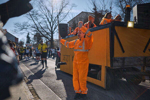 falf-25-03-04-14-47-41