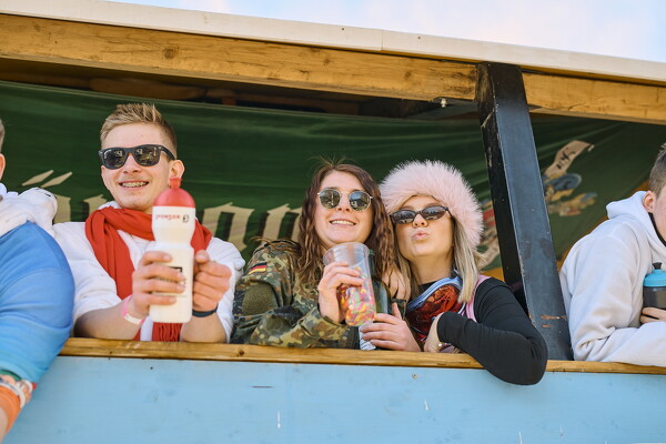 falf-25-03-04-14-53-31