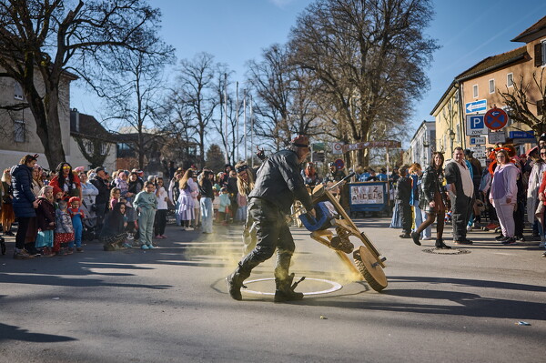 falf-25-03-04-15-26-26