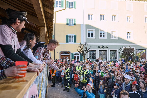 falf-25-03-04-16-13-22