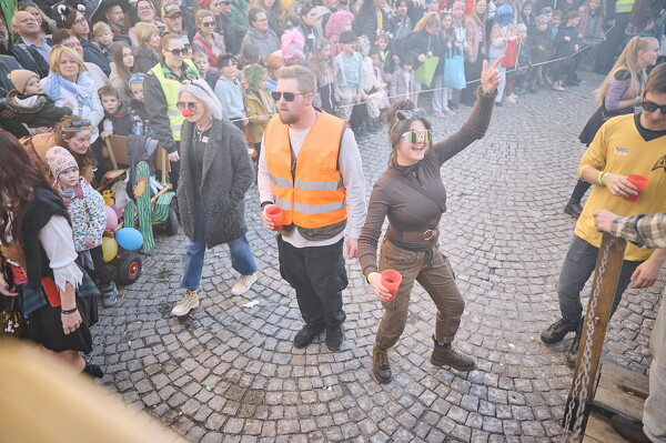 falf-25-03-04-16-14-44