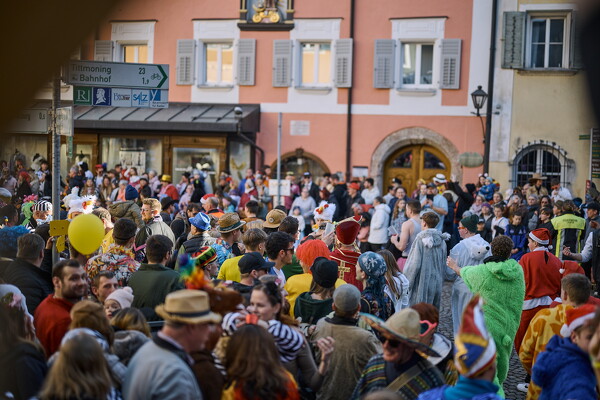 falf-25-03-04-16-17-17