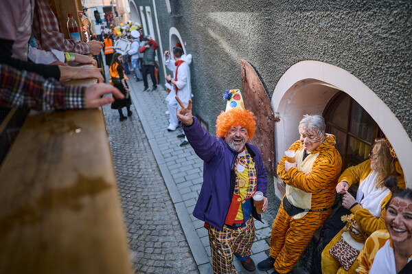 falf-25-03-04-16-17-27