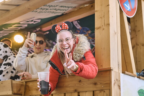 falf-25-03-04-16-43-02