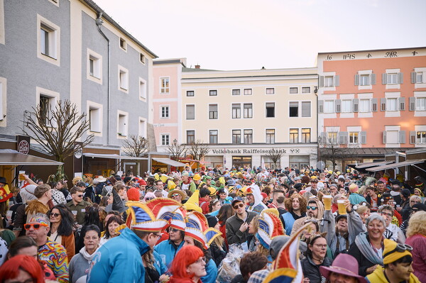 falf-25-03-04-17-24-00