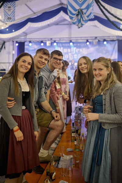 wf-25-05-23-21-28-47