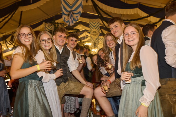 wf-25-05-23-22-17-12