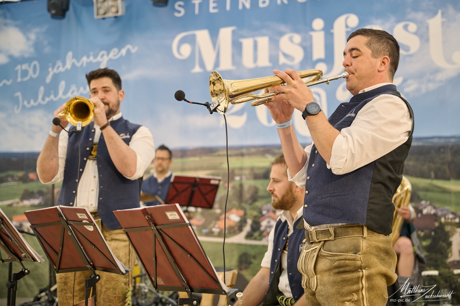 bz-25-05-25-11-54-20.jpg